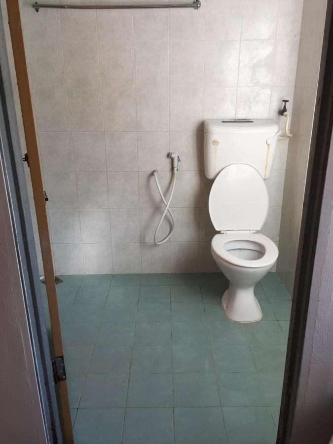 Pesona Backpackers Inn Kota Bharu Esterno foto