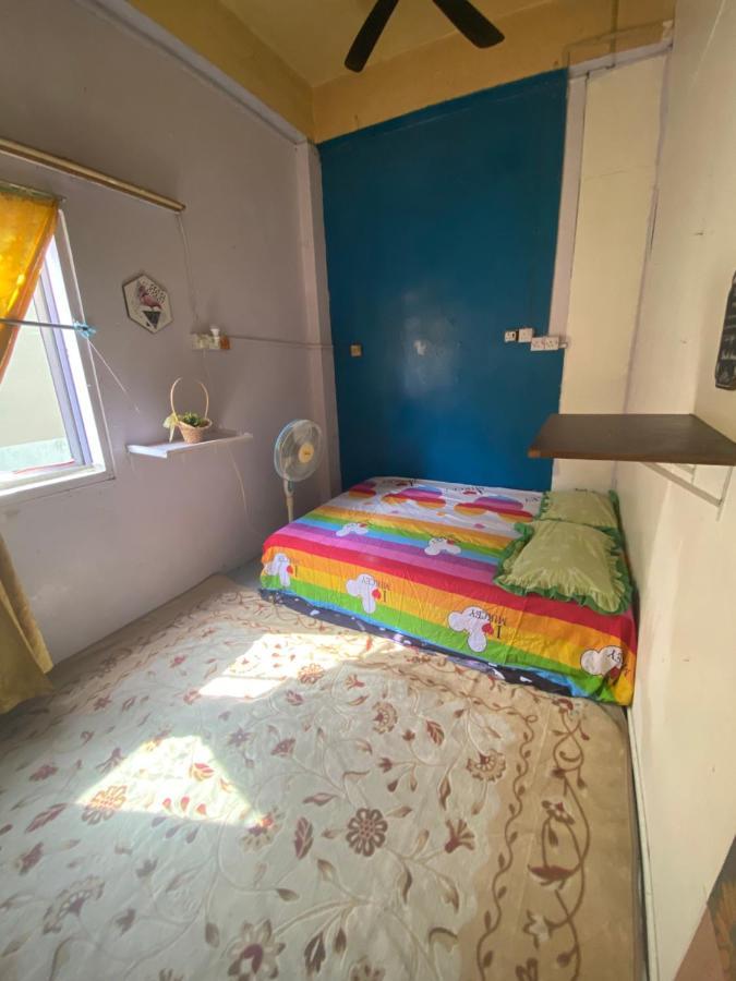 Pesona Backpackers Inn Kota Bharu Esterno foto
