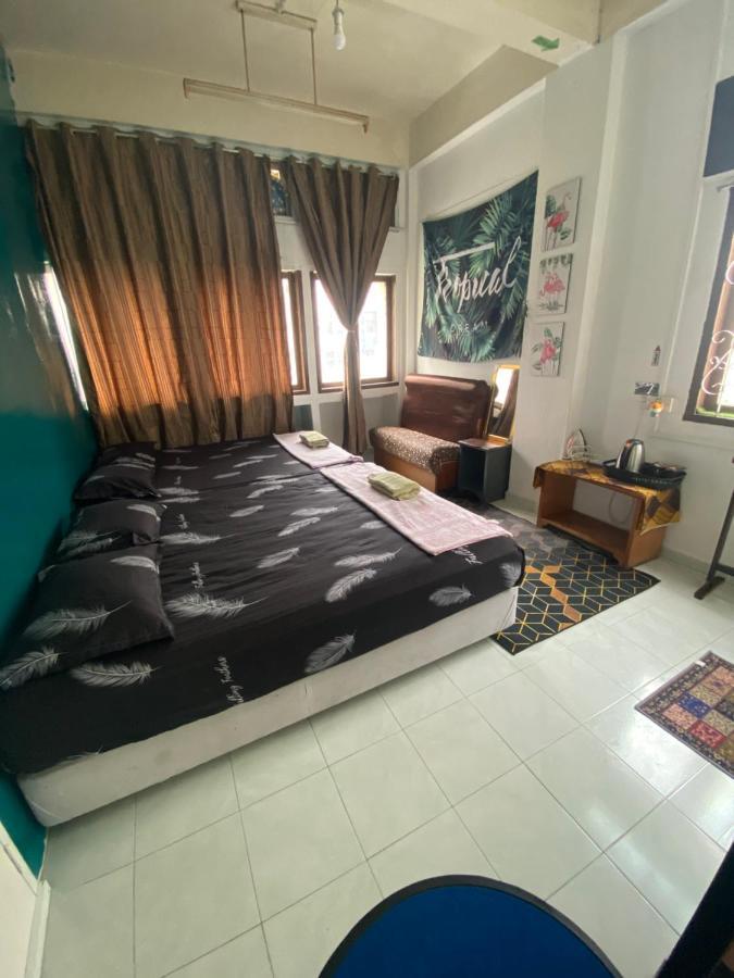 Pesona Backpackers Inn Kota Bharu Esterno foto