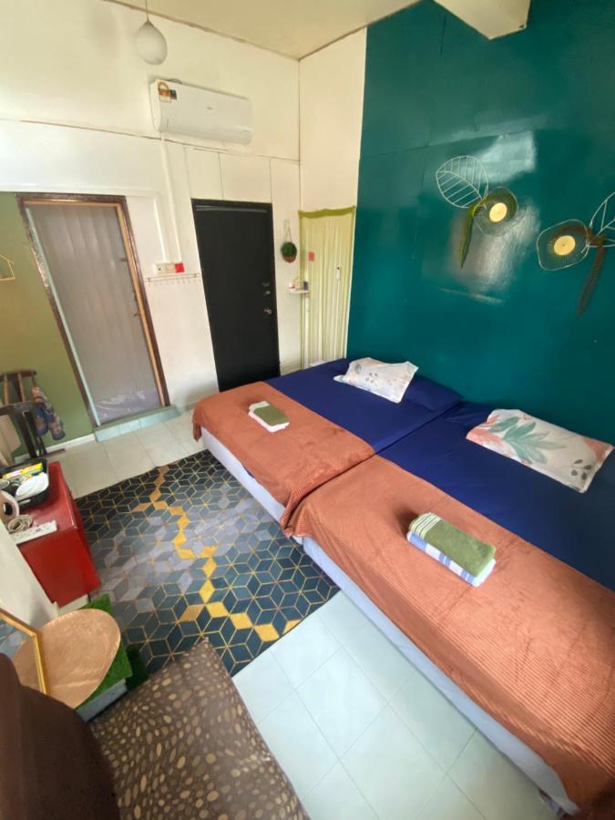 Pesona Backpackers Inn Kota Bharu Esterno foto