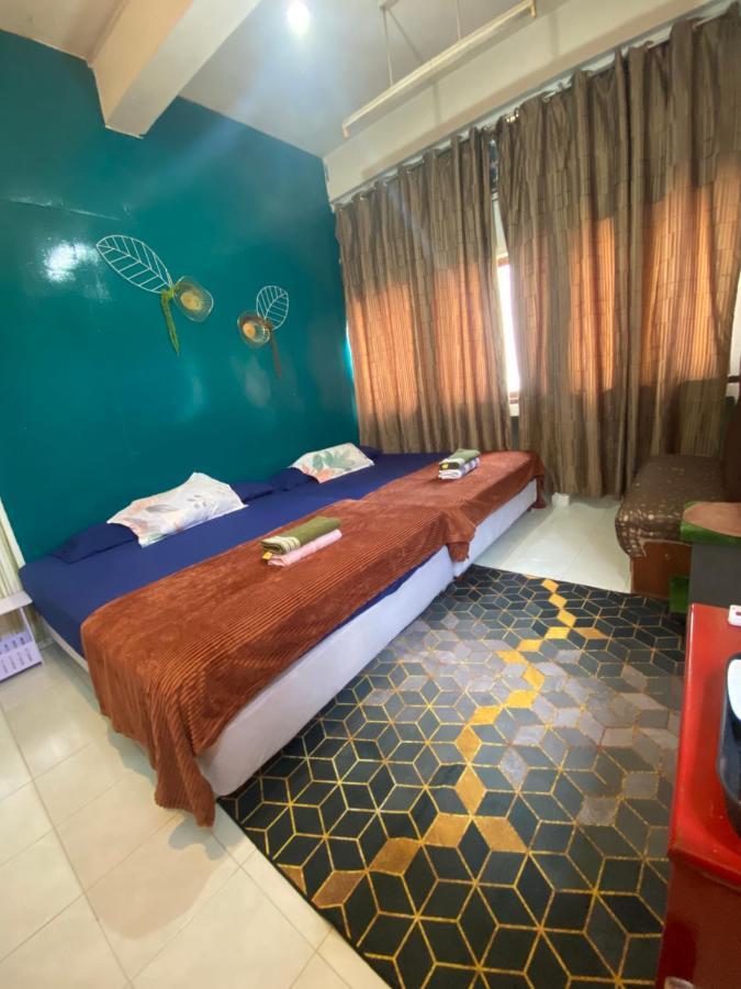 Pesona Backpackers Inn Kota Bharu Esterno foto